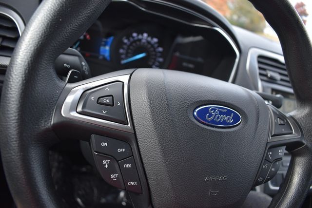 2017 Ford Fusion SE FWD - 22948645 - 7