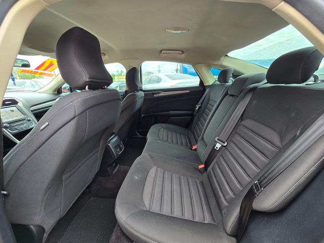 2017 Ford Fusion SE FWD - 22808477 - 5