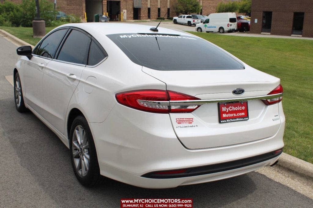 2017 Ford Fusion SE FWD - 22538643 - 2