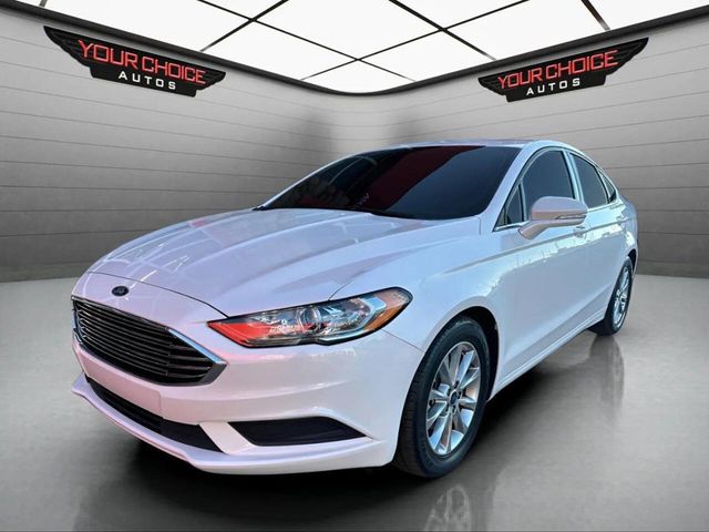 2017 Ford Fusion SE FWD - 22936992 - 0
