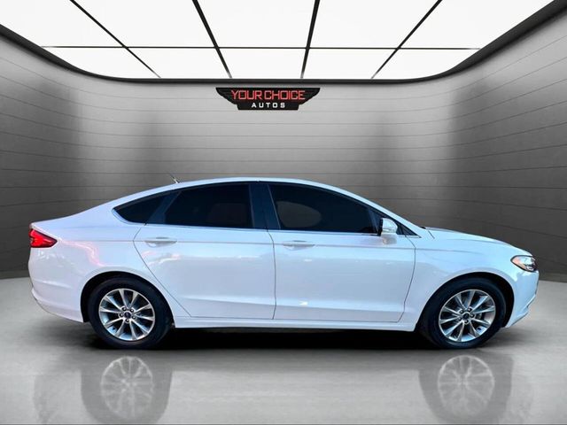 2017 Ford Fusion SE FWD - 22936992 - 5