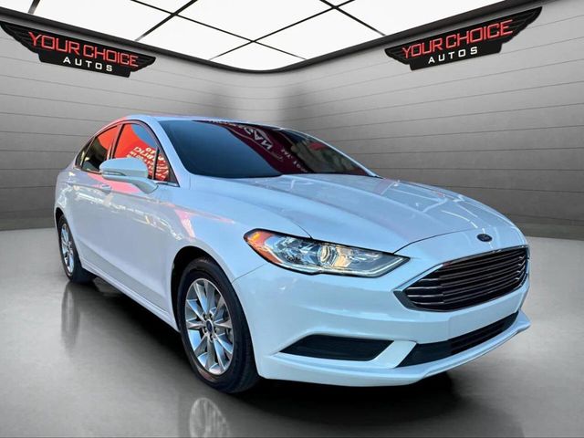 2017 Ford Fusion SE FWD - 22936992 - 6
