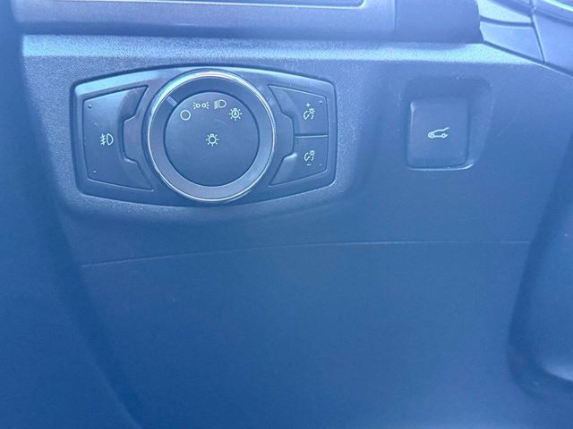 2017 Ford Fusion SE FWD - 23010691 - 30