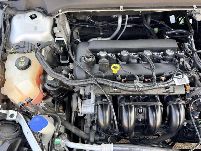 2017 Ford Fusion SE FWD - 23037730 - 12