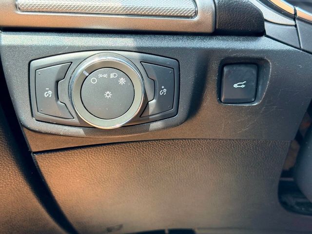 2017 Ford Fusion SE FWD - 23037730 - 33