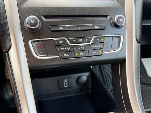 2017 Ford Fusion SE FWD - 23037730 - 41