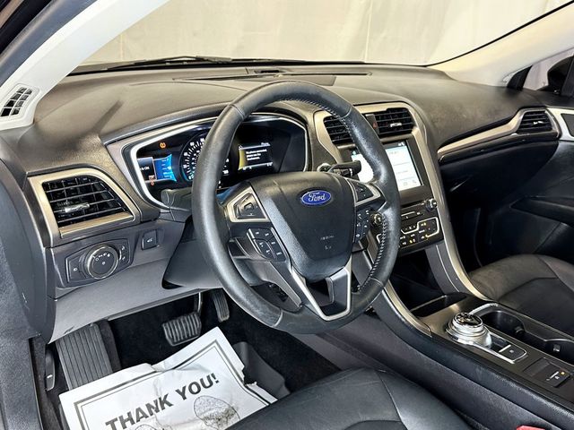 2017 Ford Fusion SE FWD - 23078935 - 22