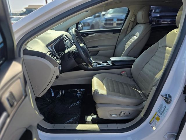 2017 Ford Fusion SE FWD - 22979185 - 11