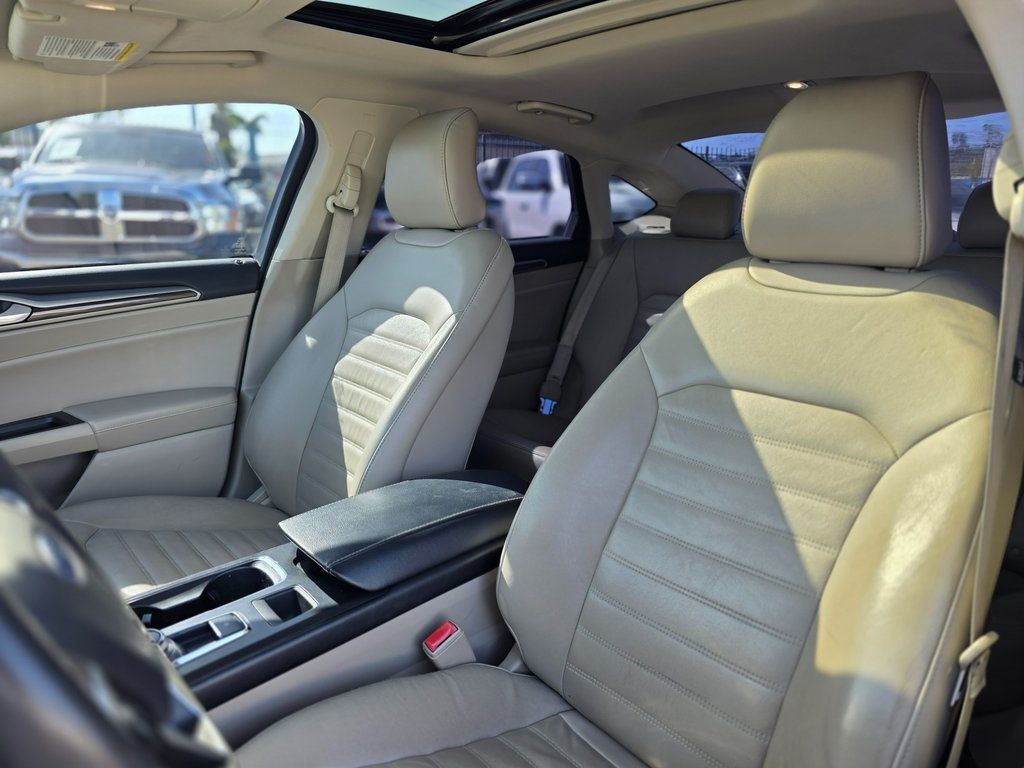 2017 Ford Fusion SE FWD - 22979185 - 12