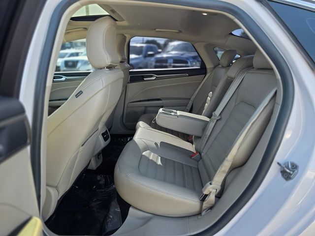 2017 Ford Fusion SE FWD - 22979185 - 13