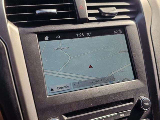 2017 Ford Fusion SE FWD - 22979185 - 25