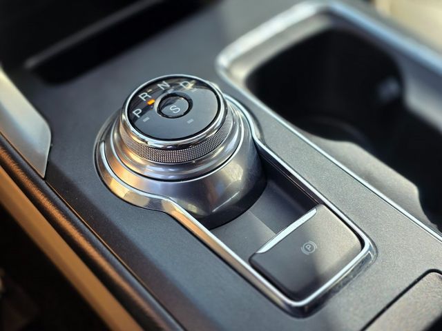 2017 Ford Fusion SE FWD - 22979185 - 29