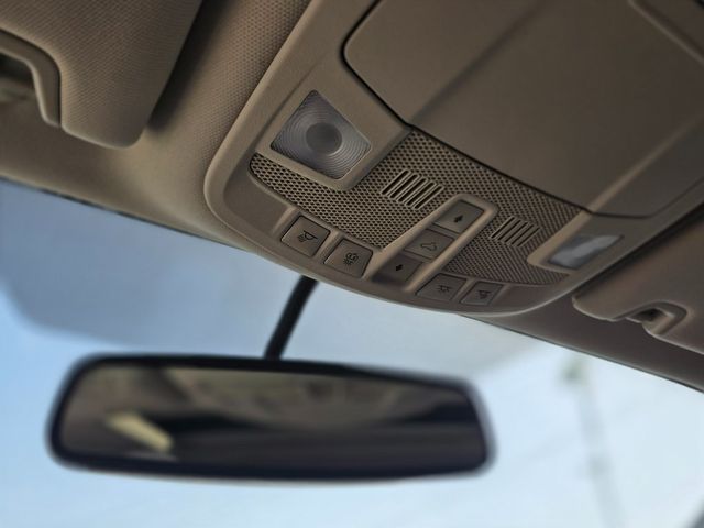 2017 Ford Fusion SE FWD - 22979185 - 32