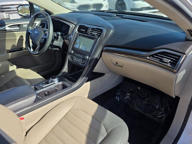 2017 Ford Fusion SE FWD - 22979185 - 6