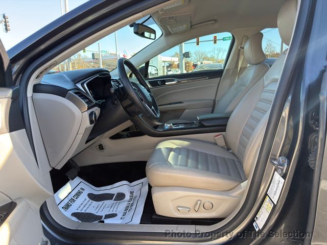 2017 Ford Fusion SE FWD W/LUXURY, NAVIGATION & TECH PACKAGES - 22941456 - 20