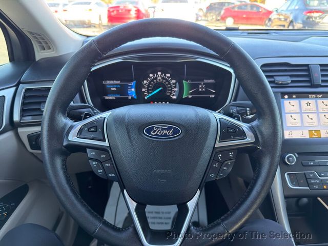 2017 Ford Fusion SE FWD W/LUXURY, NAVIGATION & TECH PACKAGES - 22941456 - 22