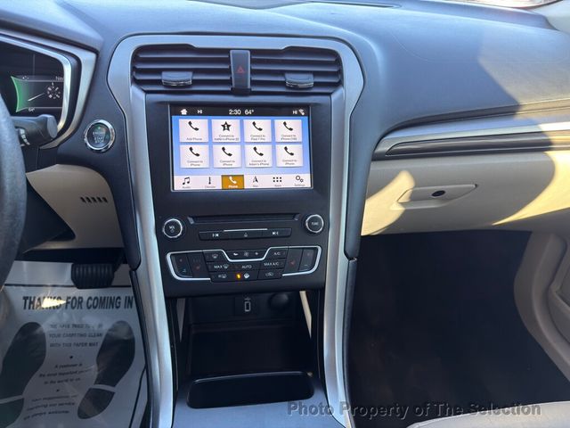 2017 Ford Fusion SE FWD W/LUXURY, NAVIGATION & TECH PACKAGES - 22941456 - 30