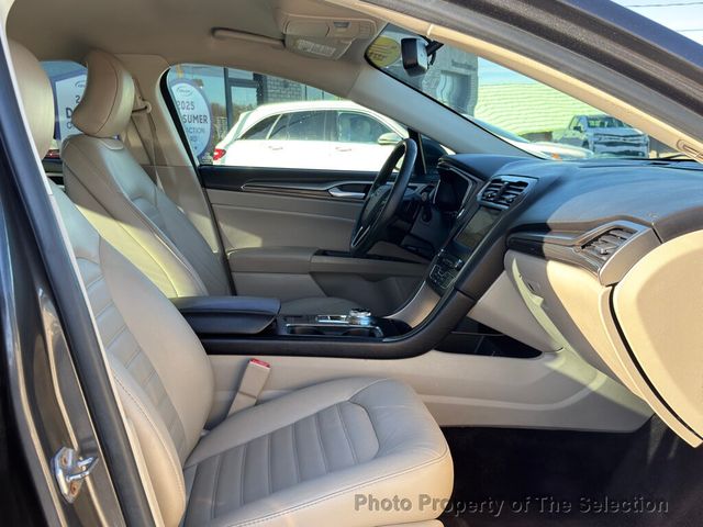 2017 Ford Fusion SE FWD W/LUXURY, NAVIGATION & TECH PACKAGES - 22941456 - 44