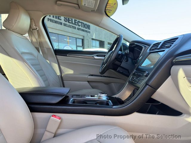 2017 Ford Fusion SE FWD W/LUXURY, NAVIGATION & TECH PACKAGES - 22941456 - 45