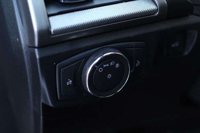 2017 Ford Fusion SE W/HEATED SEATS,REMOTE START NEW TIRES - 22974039 - 19