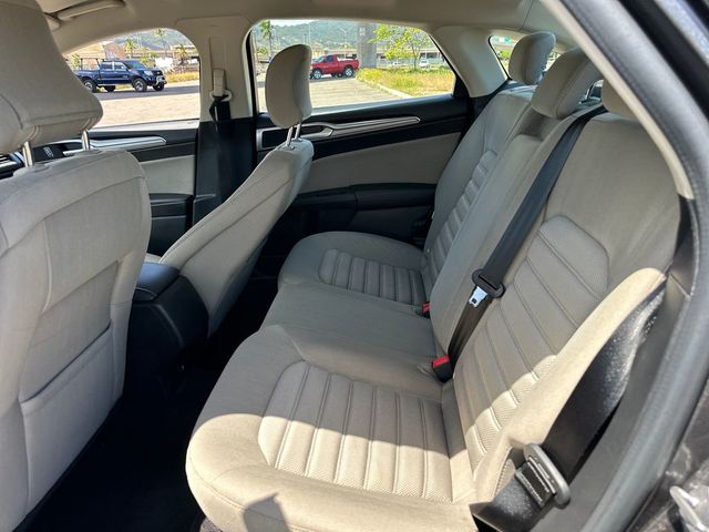 2017 Ford Fusion S FWD - 23051838 - 14