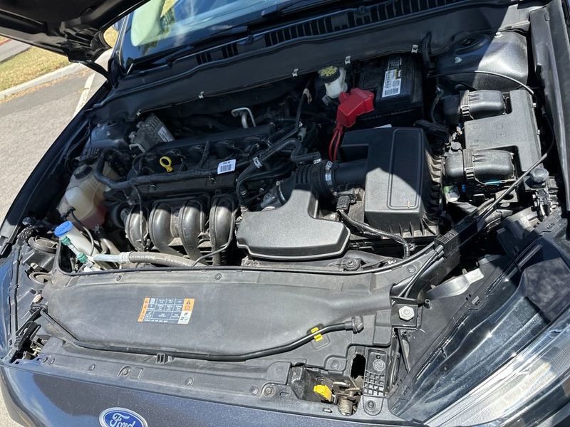 2017 Ford Fusion S FWD - 23051838 - 20