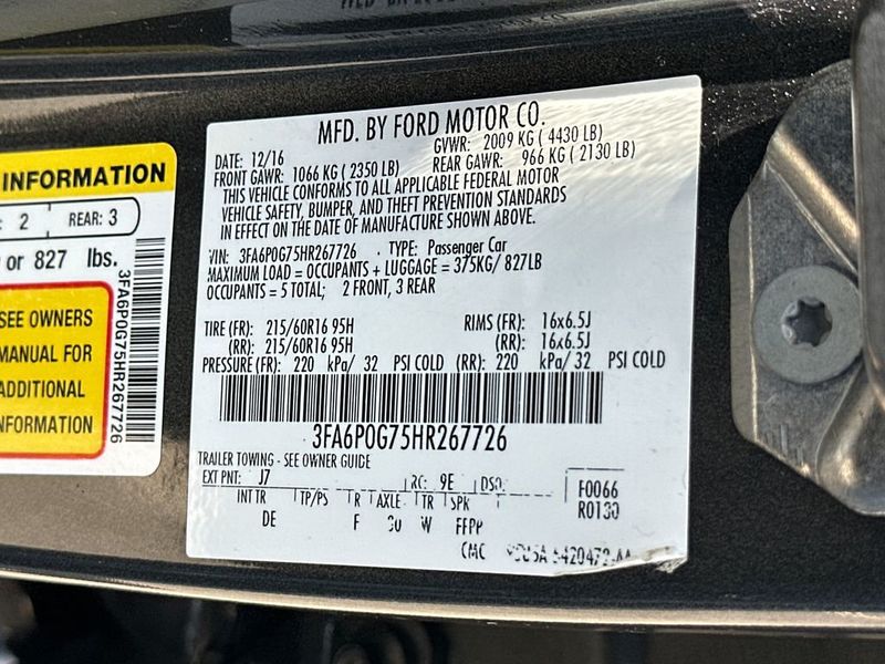 2017 Ford Fusion S FWD - 23051838 - 21