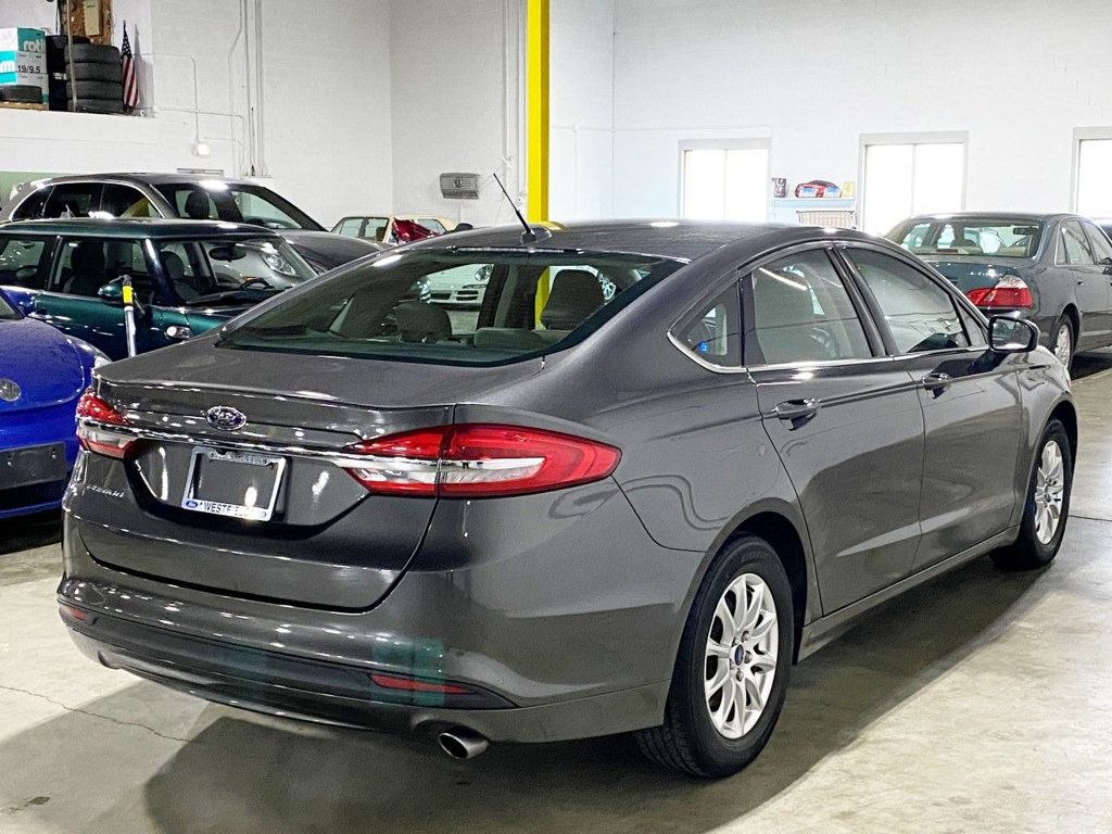 2017 Ford Fusion S FWD - 22351170 - 13