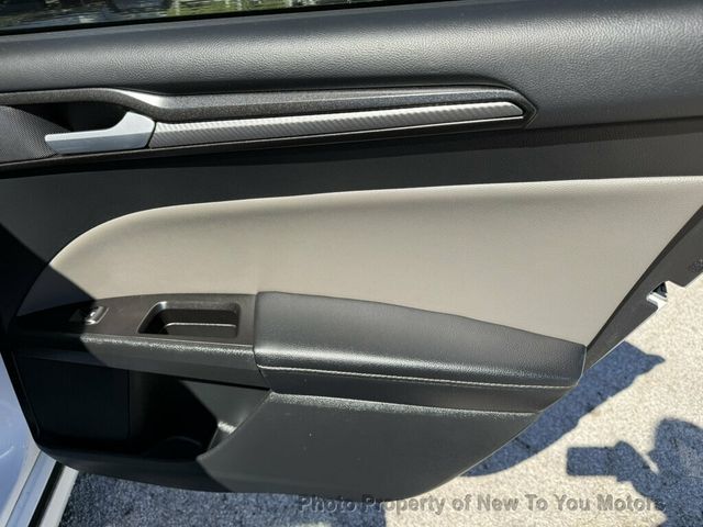 2017 Ford Fusion Sport AWD - 23097019 - 17