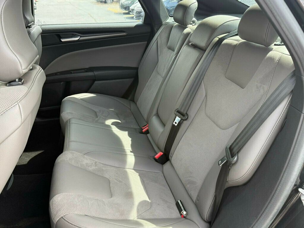 2017 Ford Fusion Sport AWD - 23046658 - 17