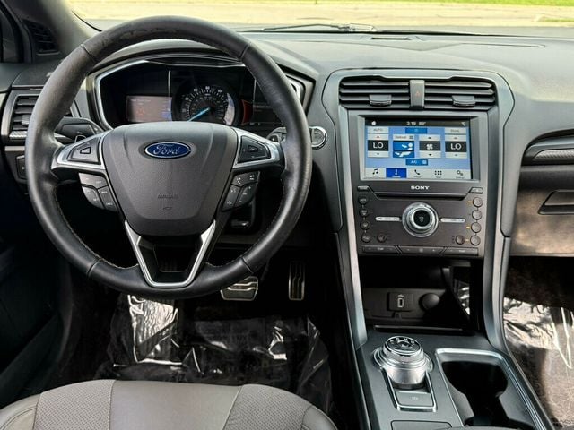 2017 Ford Fusion Sport AWD - 23046658 - 21