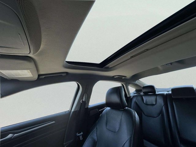 2017 Ford Fusion Titanium AWD - 23002627 - 33