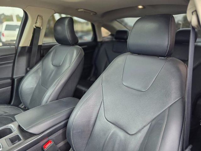 2017 Ford Fusion Titanium FWD - 22967264 - 14