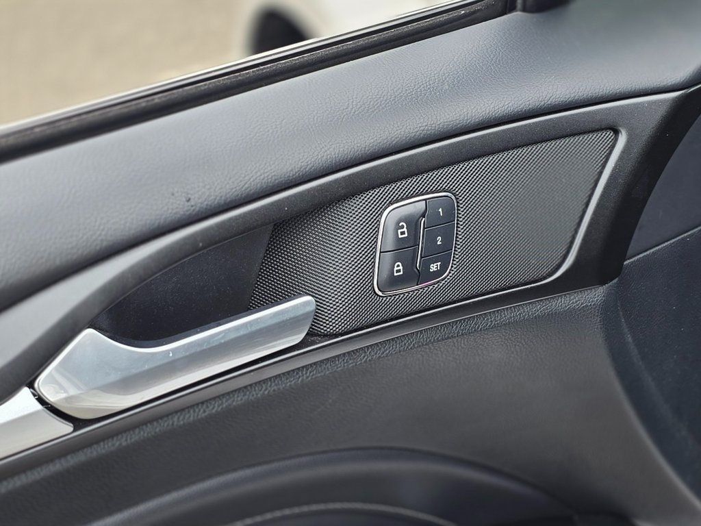 2017 Ford Fusion Titanium FWD - 22967264 - 21