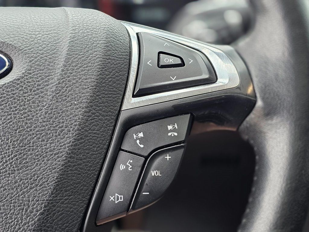 2017 Ford Fusion Titanium FWD - 22967264 - 25