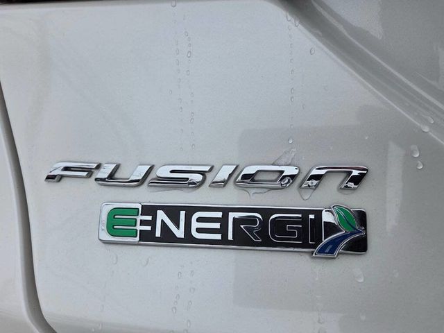 2017 Ford Fusion Energi Platinum 4dr Sedan - 23030319 - 10