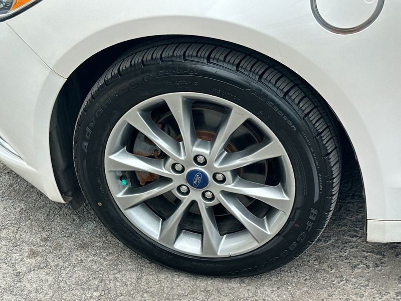 2017 Ford Fusion Energi Titanium - 23014022 - 11