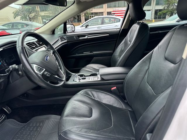 2017 Ford Fusion Energi Titanium - 23014022 - 12