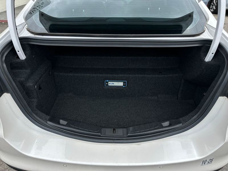 2017 Ford Fusion Energi Titanium - 23014022 - 19