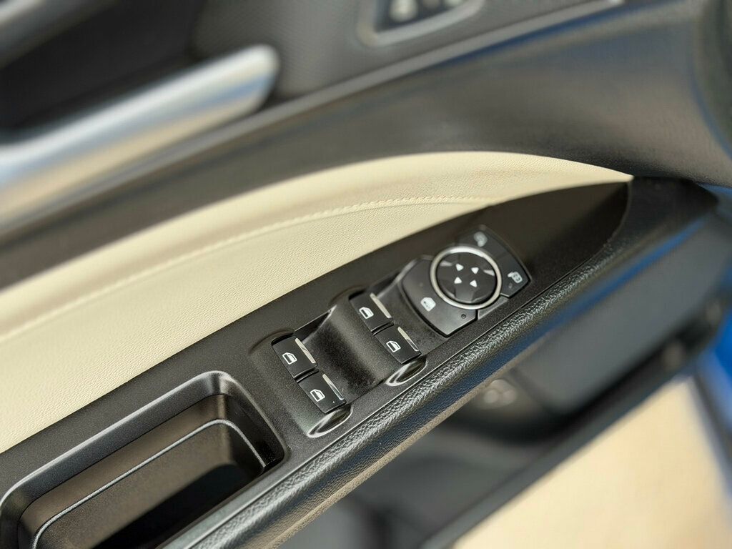 2017 Ford Fusion Energi Titanium Sedan - 22986354 - 14