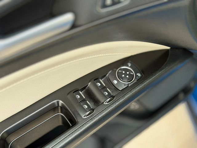 2017 Ford Fusion Energi Titanium Sedan - 22986354 - 14