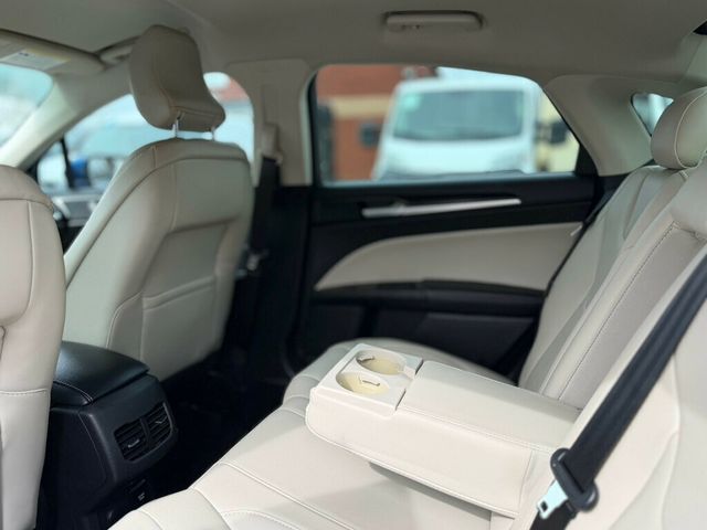 2017 Ford Fusion Energi Titanium Sedan - 22986354 - 21