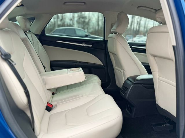 2017 Ford Fusion Energi Titanium Sedan - 22986354 - 22