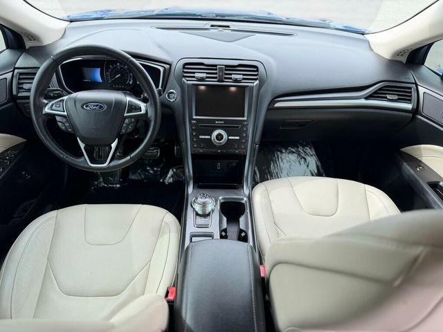 2017 Ford Fusion Energi Titanium Sedan - 22986354 - 23