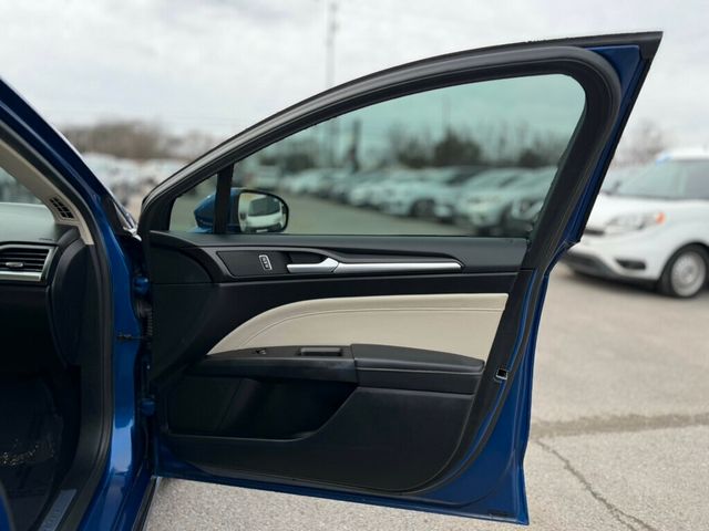 2017 Ford Fusion Energi Titanium Sedan - 22986354 - 27