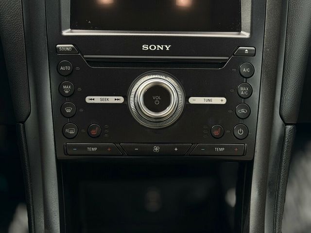 2017 Ford Fusion Energi Titanium Sedan - 22986354 - 43