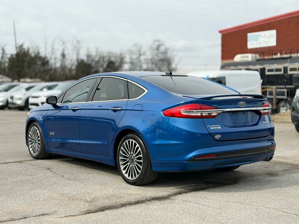2017 Ford Fusion Energi Titanium Sedan - 22986354 - 5
