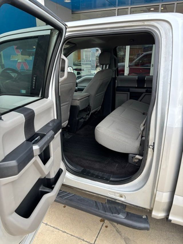 2017 Ford F-150  - 22957435 - 9