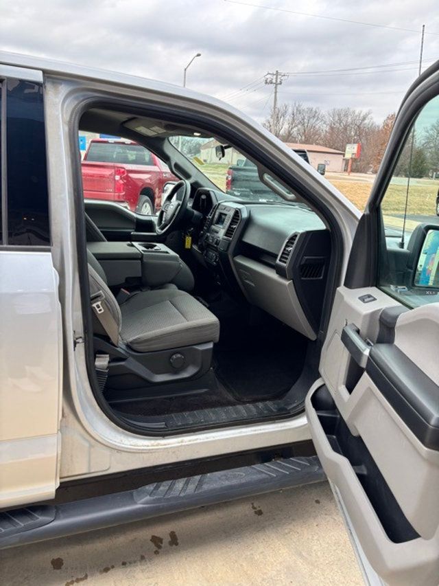 2017 Ford F-150  - 22957435 - 10