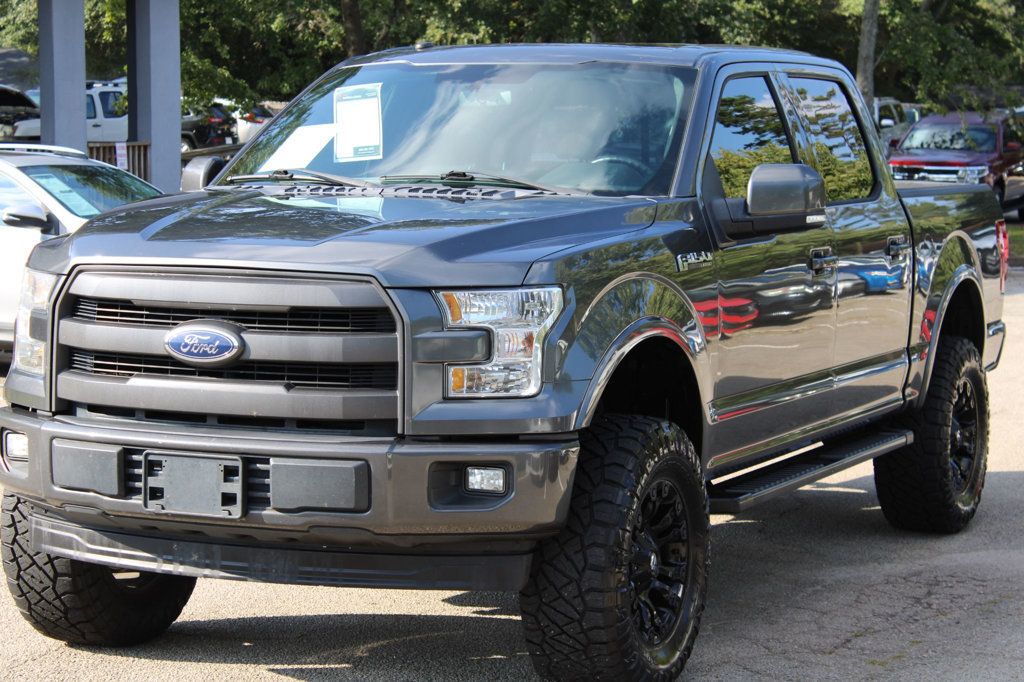 2017 Ford F-150 Lariat photo 2